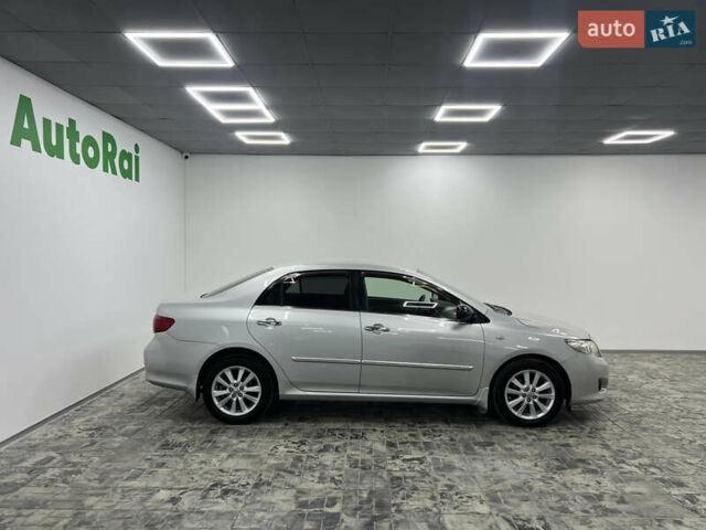 Серый Тойота Королла, объемом двигателя 1.8 л и пробегом 115 тыс. км за 8300 $, фото 2 на Automoto.ua