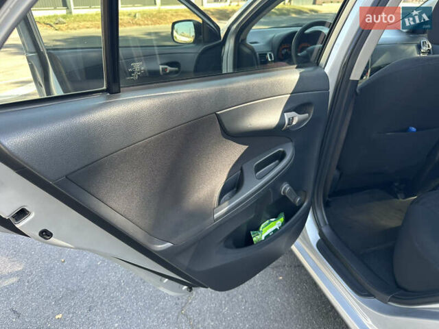 Серый Тойота Королла, объемом двигателя 1.4 л и пробегом 237 тыс. км за 6999 $, фото 33 на Automoto.ua