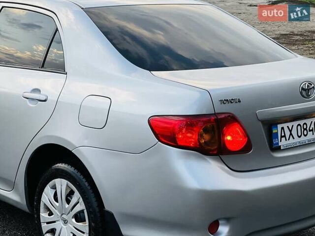 Серый Тойота Королла, объемом двигателя 1.6 л и пробегом 238 тыс. км за 7900 $, фото 23 на Automoto.ua