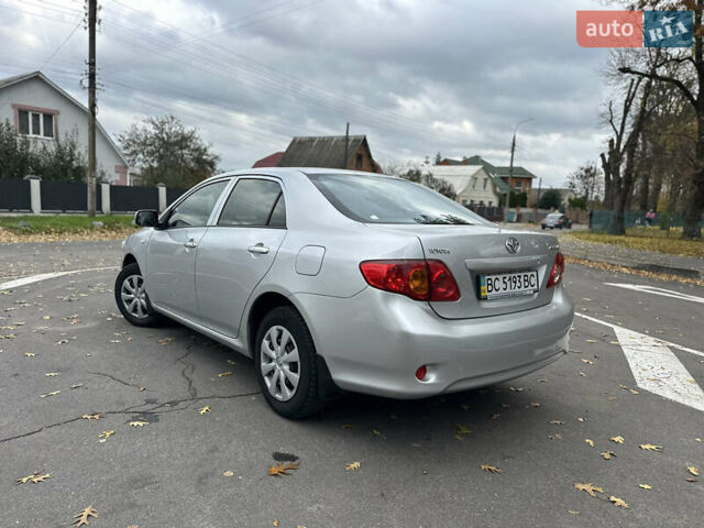 Серый Тойота Королла, объемом двигателя 1.4 л и пробегом 237 тыс. км за 6999 $, фото 3 на Automoto.ua