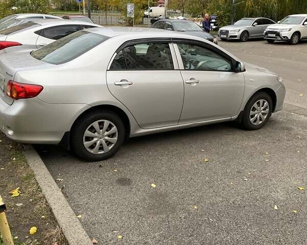 Серый Тойота Королла, объемом двигателя 1.3 л и пробегом 130 тыс. км за 6600 $, фото 2 на Automoto.ua