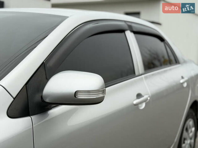 Сірий Тойота Королла, об'ємом двигуна 1.33 л та пробігом 138 тис. км за 7650 $, фото 11 на Automoto.ua