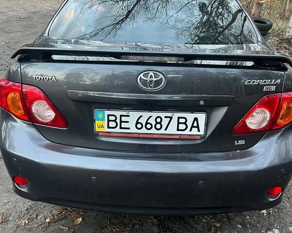 Сірий Тойота Королла, об'ємом двигуна 1.6 л та пробігом 51 тис. км за 11000 $, фото 4 на Automoto.ua