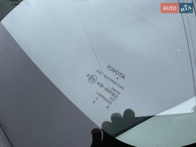 Серый Тойота Королла, объемом двигателя 1.33 л и пробегом 154 тыс. км за 7800 $, фото 36 на Automoto.ua