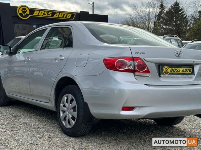 Серый Тойота Королла, объемом двигателя 1.3 л и пробегом 95 тыс. км за 9200 $, фото 3 на Automoto.ua
