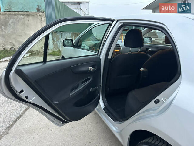 Серый Тойота Королла, объемом двигателя 1.33 л и пробегом 154 тыс. км за 7800 $, фото 17 на Automoto.ua