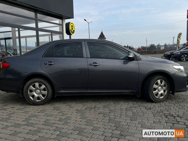 Серый Тойота Королла, объемом двигателя 1.4 л и пробегом 194 тыс. км за 8800 $, фото 7 на Automoto.ua