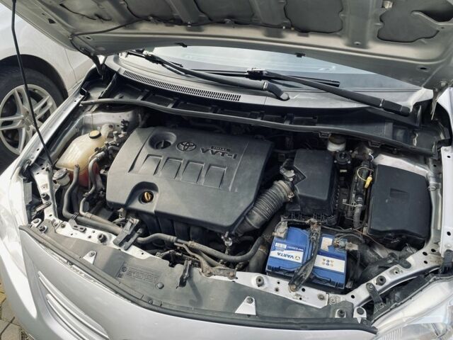 Серый Тойота Королла, объемом двигателя 1.6 л и пробегом 268 тыс. км за 7600 $, фото 10 на Automoto.ua