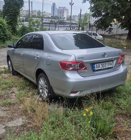 Серый Тойота Королла, объемом двигателя 1.6 л и пробегом 235 тыс. км за 7200 $, фото 7 на Automoto.ua