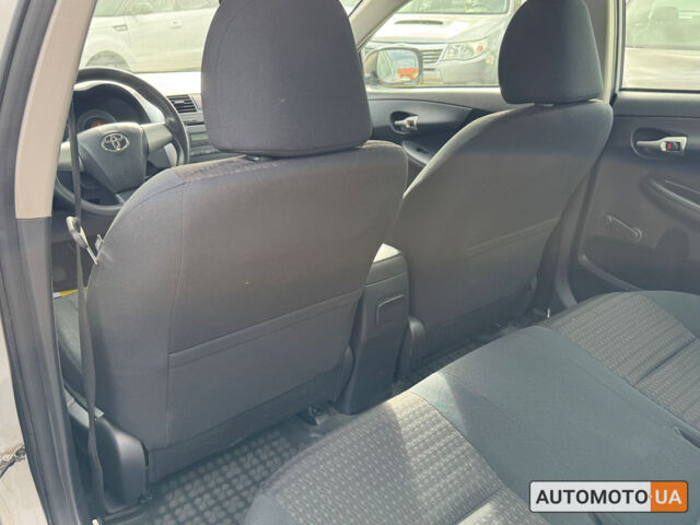 Серый Тойота Королла, объемом двигателя 1.3 л и пробегом 95 тыс. км за 9200 $, фото 11 на Automoto.ua