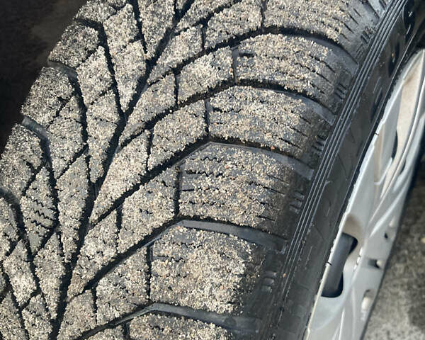 Сірий Тойота Королла, об'ємом двигуна 1.6 л та пробігом 229 тис. км за 9500 $, фото 22 на Automoto.ua