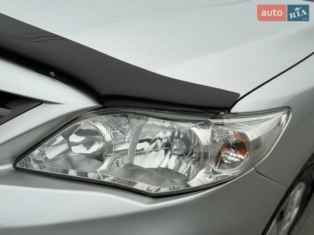 Сірий Тойота Королла, об'ємом двигуна 1.33 л та пробігом 138 тис. км за 7650 $, фото 6 на Automoto.ua