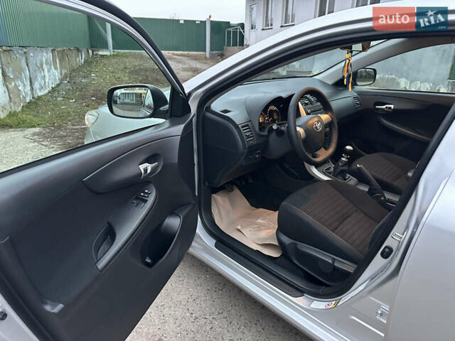 Серый Тойота Королла, объемом двигателя 1.33 л и пробегом 154 тыс. км за 7800 $, фото 47 на Automoto.ua