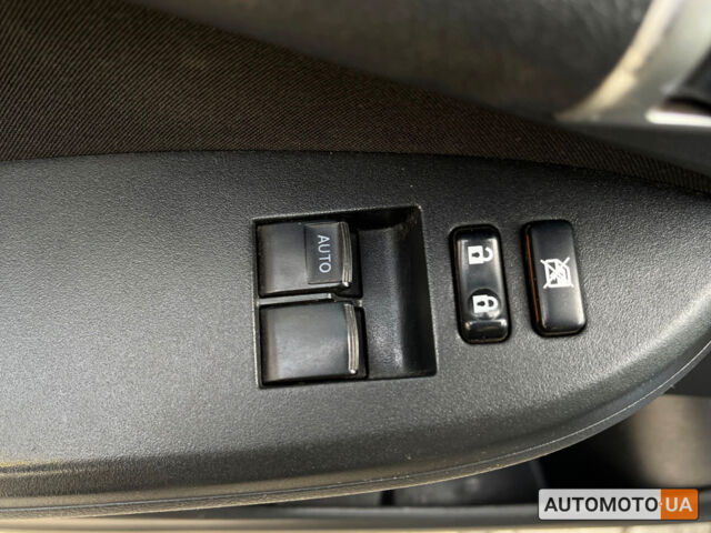 Серый Тойота Королла, объемом двигателя 1.4 л и пробегом 194 тыс. км за 8800 $, фото 9 на Automoto.ua