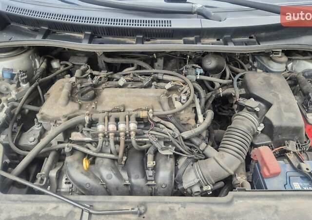 Серый Тойота Королла, объемом двигателя 1.6 л и пробегом 235 тыс. км за 7200 $, фото 1 на Automoto.ua