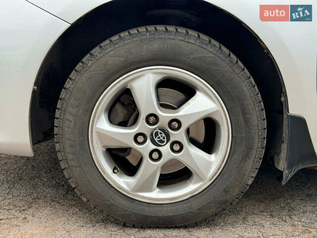 Серый Тойота Королла, объемом двигателя 1.3 л и пробегом 137 тыс. км за 7490 $, фото 10 на Automoto.ua