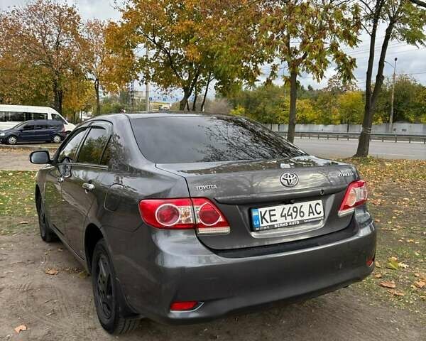 Сірий Тойота Королла, об'ємом двигуна 1.3 л та пробігом 253 тис. км за 7500 $, фото 3 на Automoto.ua
