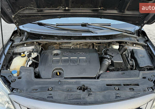 Сірий Тойота Королла, об'ємом двигуна 1.6 л та пробігом 83 тис. км за 10700 $, фото 20 на Automoto.ua