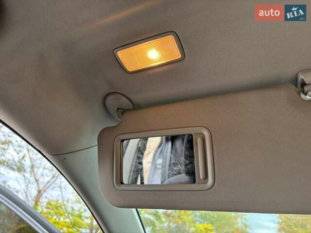 Сірий Тойота Королла, об'ємом двигуна 1.3 л та пробігом 253 тис. км за 7500 $, фото 29 на Automoto.ua