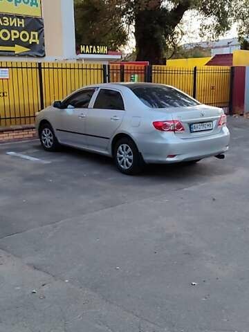 Серый Тойота Королла, объемом двигателя 1.33 л и пробегом 169 тыс. км за 7500 $, фото 5 на Automoto.ua