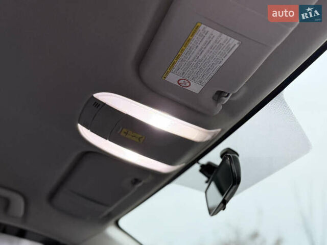 Сірий Тойота Королла, об'ємом двигуна 1.33 л та пробігом 138 тис. км за 7650 $, фото 31 на Automoto.ua