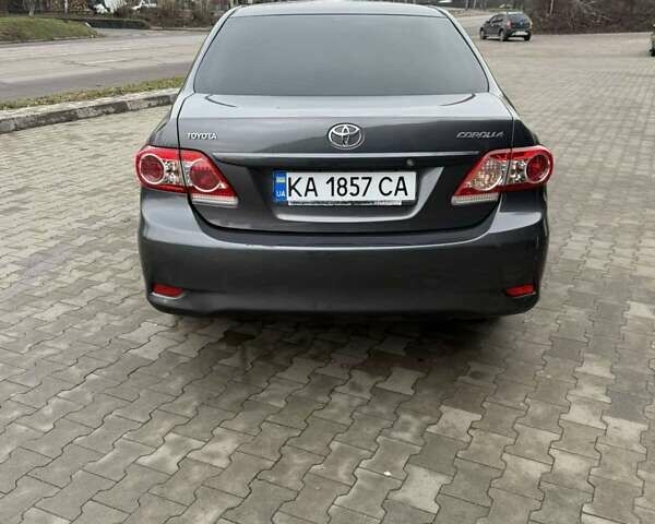 Серый Тойота Королла, объемом двигателя 1.33 л и пробегом 235 тыс. км за 7850 $, фото 16 на Automoto.ua