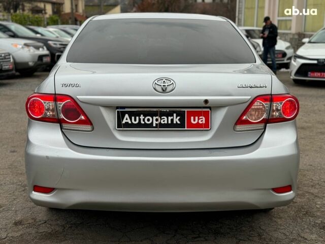 Сірий Тойота Королла, об'ємом двигуна 1.3 л та пробігом 137 тис. км за 7490 $, фото 5 на Automoto.ua