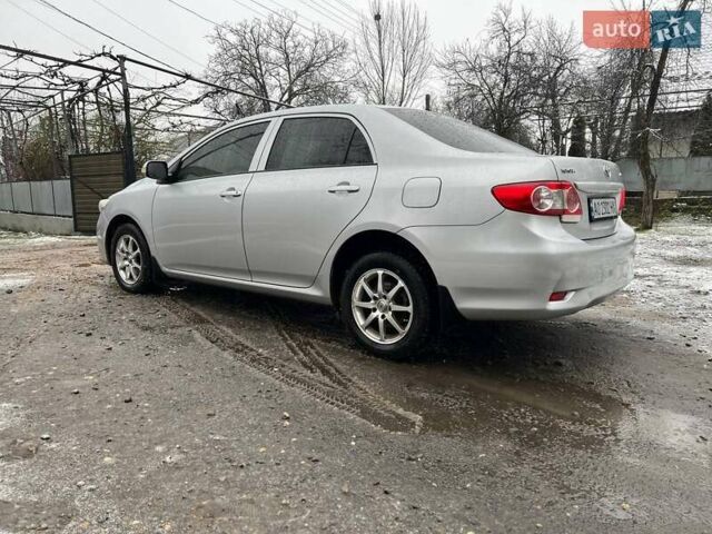 Сірий Тойота Королла, об'ємом двигуна 1.3 л та пробігом 191 тис. км за 6800 $, фото 4 на Automoto.ua