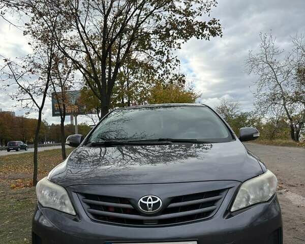 Сірий Тойота Королла, об'ємом двигуна 1.3 л та пробігом 253 тис. км за 7500 $, фото 5 на Automoto.ua