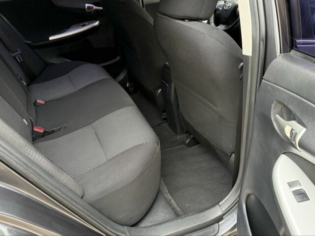 Серый Тойота Королла, объемом двигателя 1.6 л и пробегом 83 тыс. км за 10700 $, фото 11 на Automoto.ua