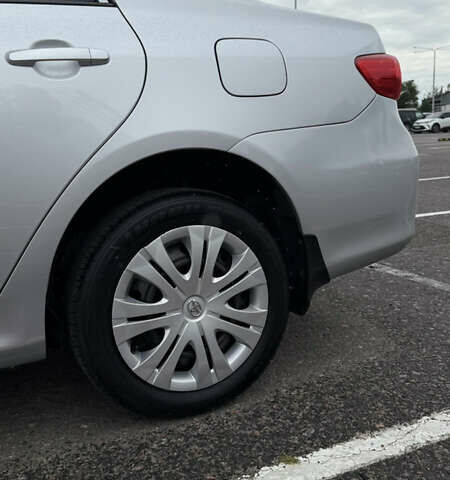 Серый Тойота Королла, объемом двигателя 1.6 л и пробегом 177 тыс. км за 10300 $, фото 30 на Automoto.ua