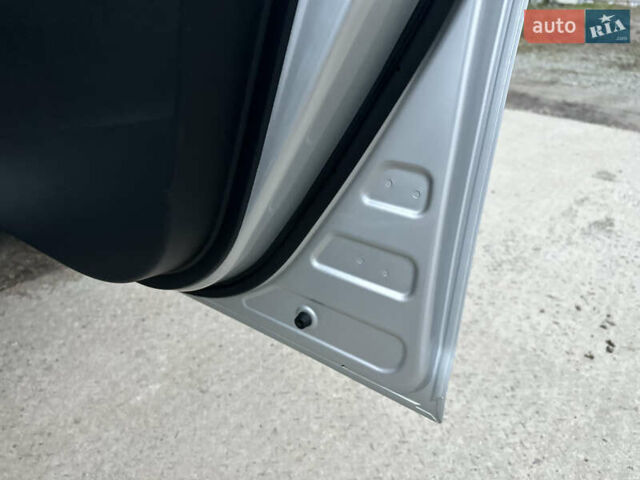 Серый Тойота Королла, объемом двигателя 1.33 л и пробегом 154 тыс. км за 7800 $, фото 23 на Automoto.ua