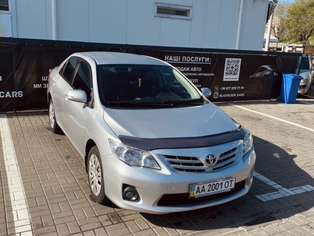 Серый Тойота Королла, объемом двигателя 1.6 л и пробегом 268 тыс. км за 7600 $, фото 2 на Automoto.ua