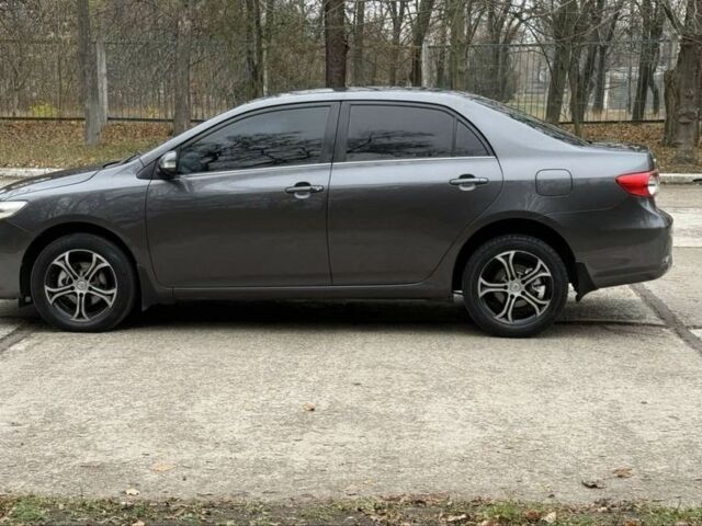 Серый Тойота Королла, объемом двигателя 1.6 л и пробегом 83 тыс. км за 10700 $, фото 3 на Automoto.ua