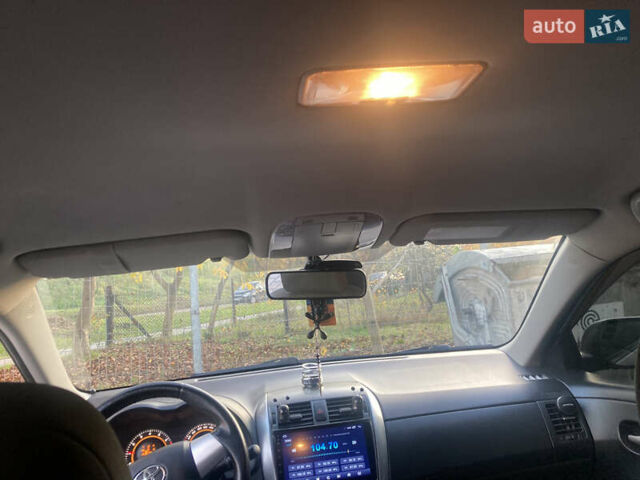 Сірий Тойота Королла, об'ємом двигуна 1.6 л та пробігом 229 тис. км за 9500 $, фото 21 на Automoto.ua