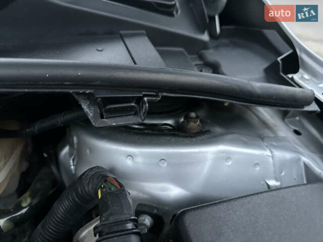 Серый Тойота Королла, объемом двигателя 1.33 л и пробегом 154 тыс. км за 7800 $, фото 30 на Automoto.ua