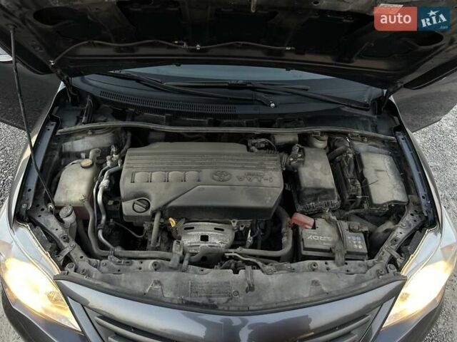 Сірий Тойота Королла, об'ємом двигуна 1.3 л та пробігом 140 тис. км за 7100 $, фото 5 на Automoto.ua