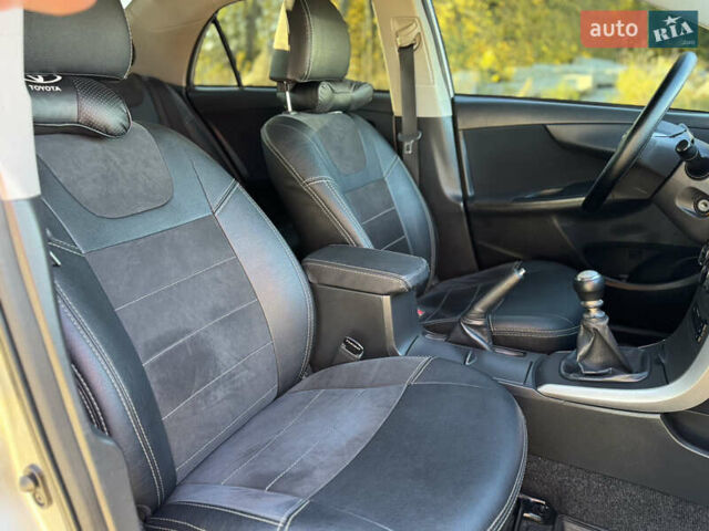 Серый Тойота Королла, объемом двигателя 1.6 л и пробегом 265 тыс. км за 7899 $, фото 18 на Automoto.ua
