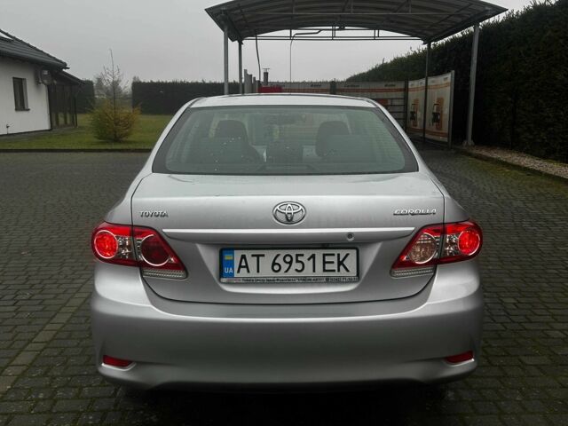 Серый Тойота Королла, объемом двигателя 1.3 л и пробегом 193 тыс. км за 7200 $, фото 4 на Automoto.ua