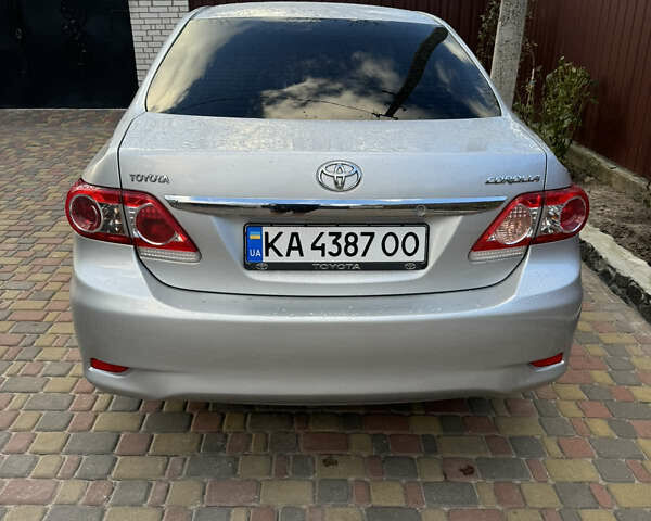 Серый Тойота Королла, объемом двигателя 1.6 л и пробегом 179 тыс. км за 8450 $, фото 1 на Automoto.ua