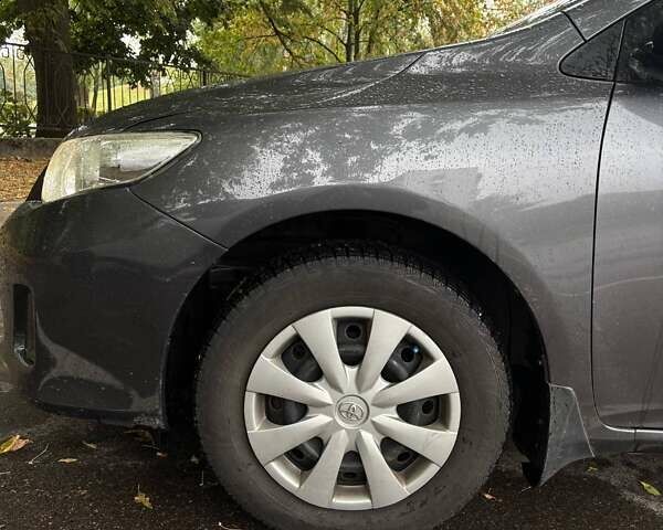 Сірий Тойота Королла, об'ємом двигуна 1.33 л та пробігом 260 тис. км за 6500 $, фото 4 на Automoto.ua