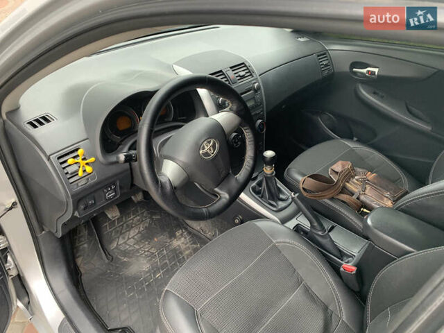 Серый Тойота Королла, объемом двигателя 1.33 л и пробегом 254 тыс. км за 6599 $, фото 9 на Automoto.ua