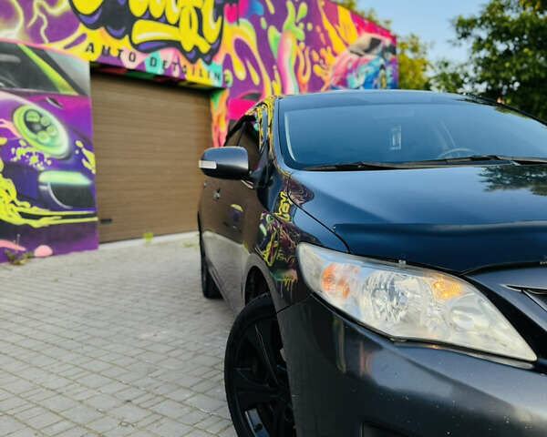 Сірий Тойота Королла, об'ємом двигуна 1.6 л та пробігом 280 тис. км за 6899 $, фото 7 на Automoto.ua