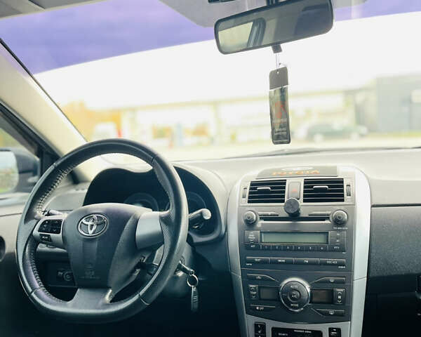 Серый Тойота Королла, объемом двигателя 1.6 л и пробегом 280 тыс. км за 7150 $, фото 28 на Automoto.ua