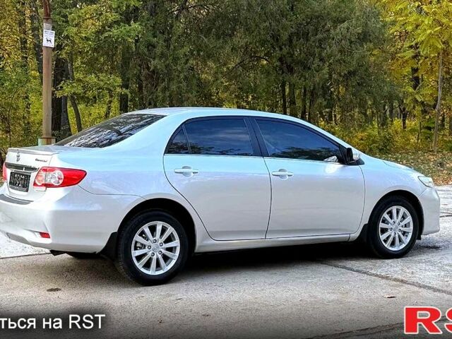 Серый Тойота Королла, объемом двигателя 1.6 л и пробегом 83 тыс. км за 10800 $, фото 3 на Automoto.ua