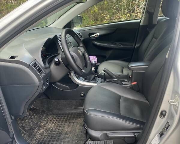 Серый Тойота Королла, объемом двигателя 1.33 л и пробегом 232 тыс. км за 7150 $, фото 8 на Automoto.ua