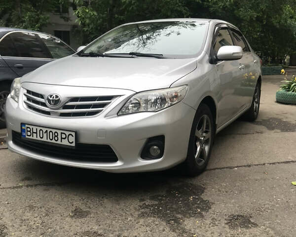 Серый Тойота Королла, объемом двигателя 1.6 л и пробегом 167 тыс. км за 10900 $, фото 1 на Automoto.ua