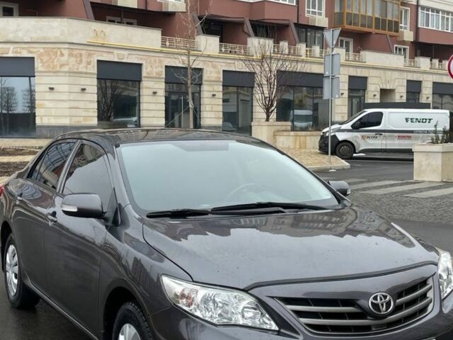 Сірий Тойота Королла, об'ємом двигуна 1.3 л та пробігом 165 тис. км за 8700 $, фото 1 на Automoto.ua