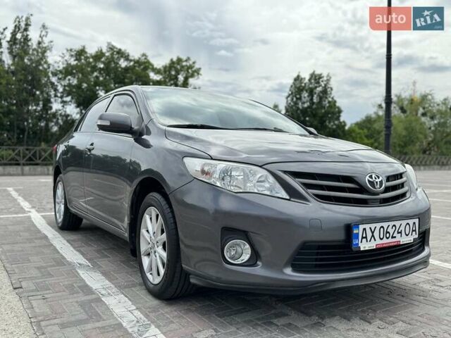 Серый Тойота Королла, объемом двигателя 1.6 л и пробегом 174 тыс. км за 10000 $, фото 1 на Automoto.ua