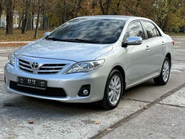 Серый Тойота Королла, объемом двигателя 1.6 л и пробегом 83 тыс. км за 10800 $, фото 2 на Automoto.ua